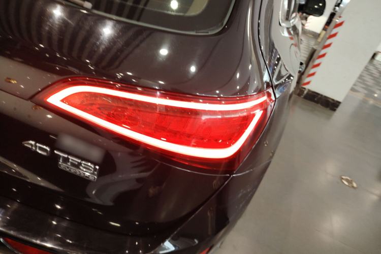 Used Audi Q5 2015 40 TFSI Technology Edition Exterior 3