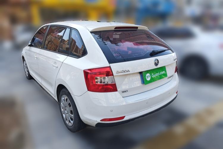 Used Skoda Rapid Spaceback 2016 1.6L Automatic Front-Wheel Drive Model