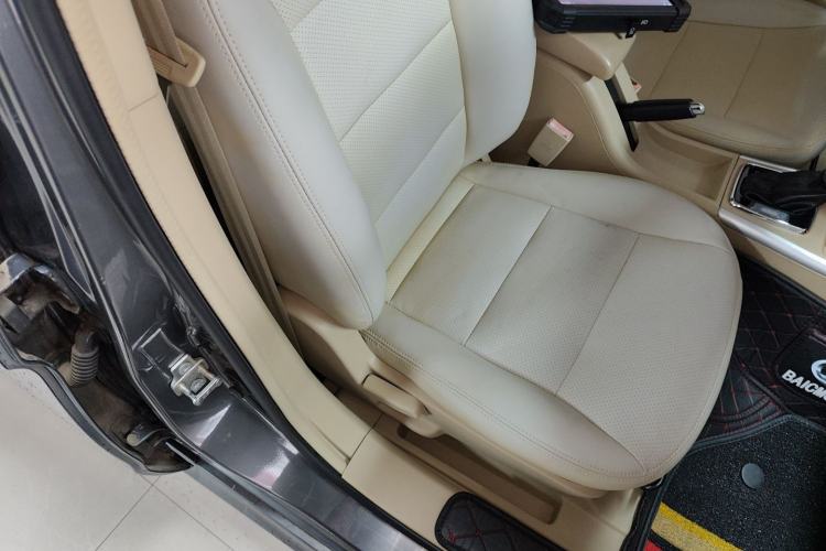 Used BAIC E Series 2012 Hatchback 1.5L Automatic Leshang Version