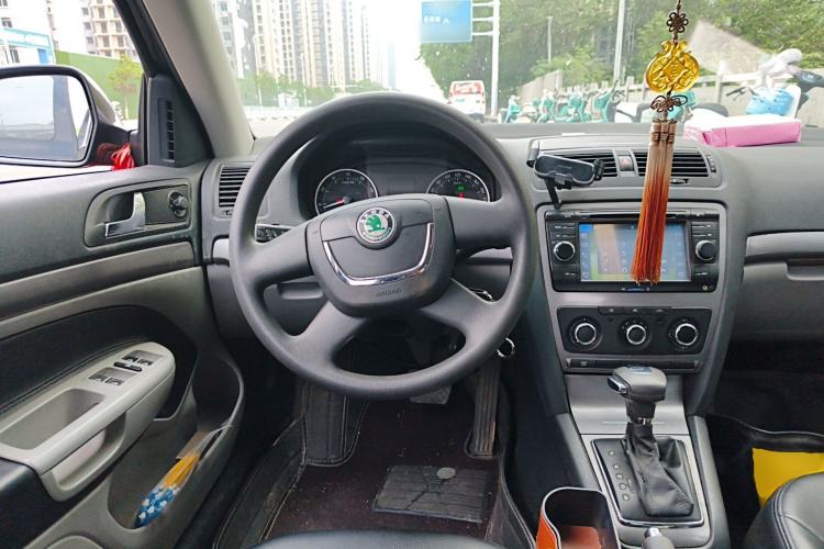 Used Skoda Octavia 2013 2.0L Automatic Yijie Edition