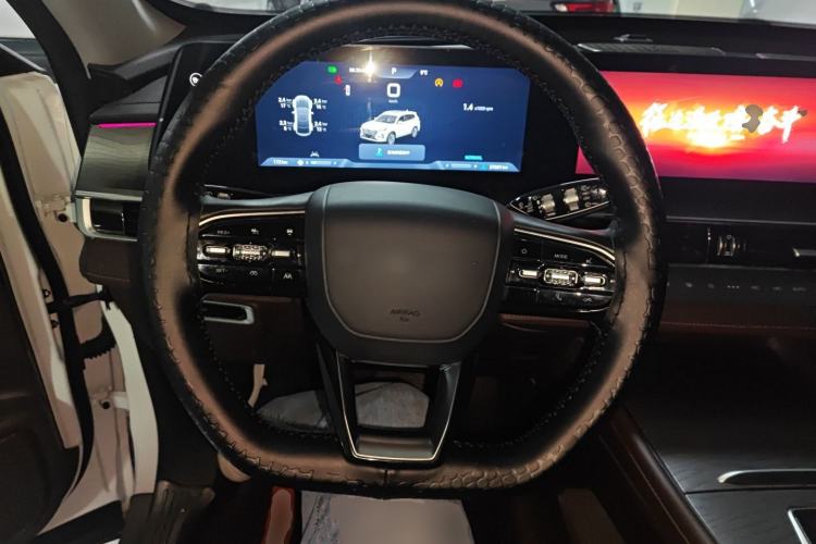 Used Chery Tiggo 8 PRO 2024 Champion Edition 390T Two-Wheel Drive Peak Version 5 Seats
