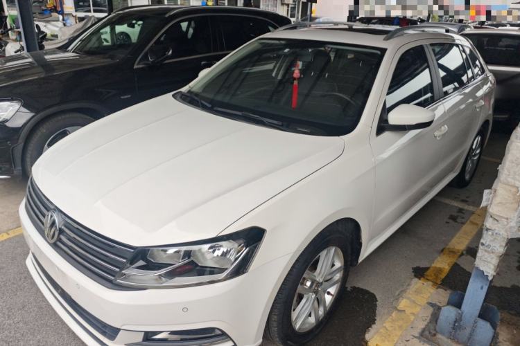 Used Volkswagen Gran Lavida 2015 1.6L Automatic Comfort Edition