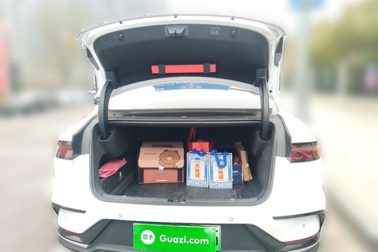 Used BYD Han 2023 EV Champion Edition 605KM Front-Drive Premium Model
