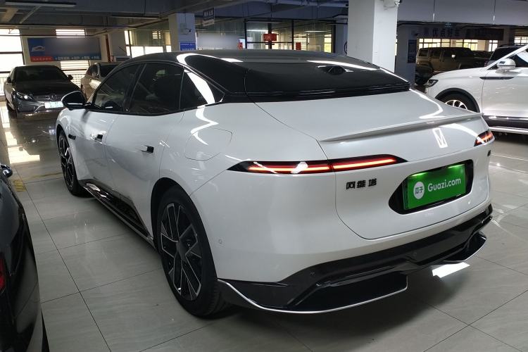 Used Avatr 06 2025 Max All-Electric Version Rear Left 45 Deg