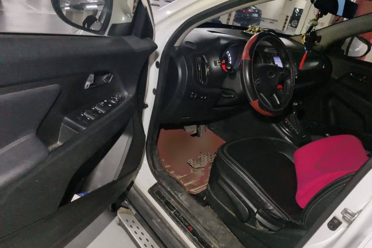 Used Kia Sportage R 2011 2.0L Automatic Two-Wheel Drive GLS