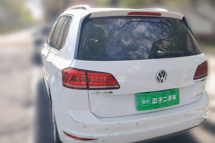 Used Volkswagen Golf Sportsvan 2018 230TSI Automatic Luxury Model Rear Left 45 Deg