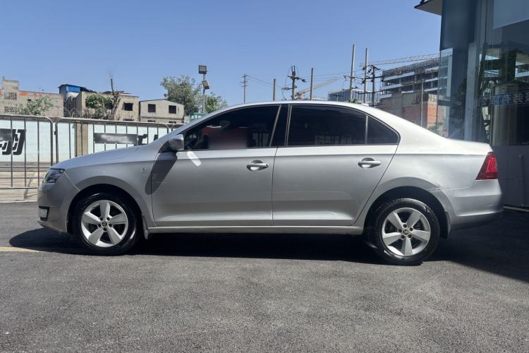 Used Skoda Rapid 2016 1.6L Automatic Chuanxing Edition Exterior 6