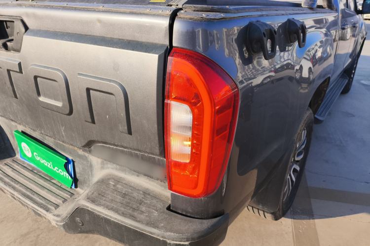 Used Foton Tunland Yutu 2020 2.0T Yutu 9 Diesel Two-Wheel Drive Enjoyment Edition Long Wheelbase 4F20TC