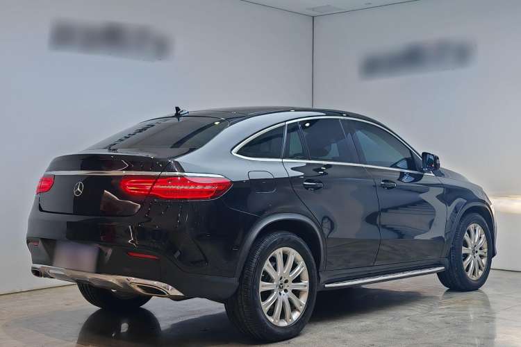 Used Mercedes-Benz GLE Coupe 2018 GLE 320 4MATIC Coupe SUV
