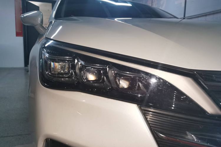 Used GAC Trumpchi GA6 2019 270T Automatic Prestige Edition Right Front Headlight