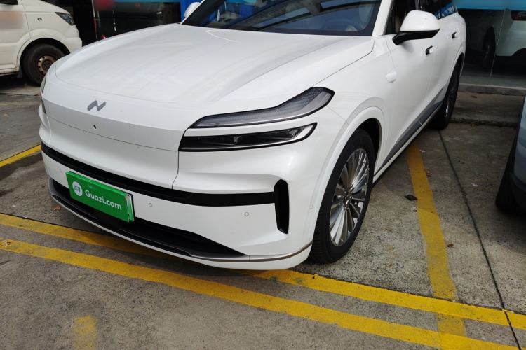 Used ONVO Luxeed L90 2025 Model—Max Six-Seater Version