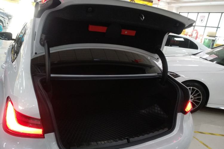 Used BMW 3 Series 2024 325i M Sport Night Edition Package
