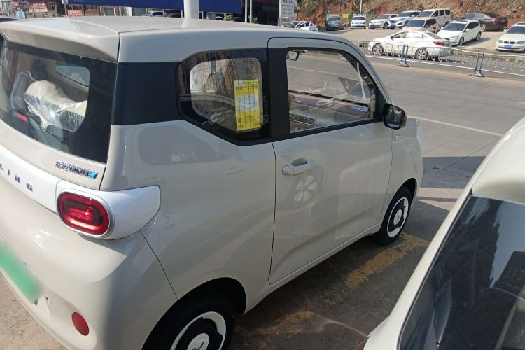 Used Wuling Hongguang MINIEV 2024 3rd Generation 215km Youth Edition