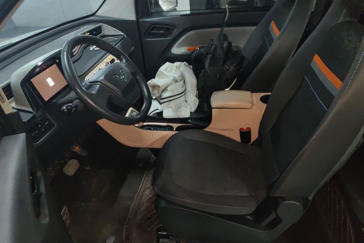 Used Wuling Hongguang MINIEV 2022 Zizai Version Lithium Iron Phosphate Left Front Seat