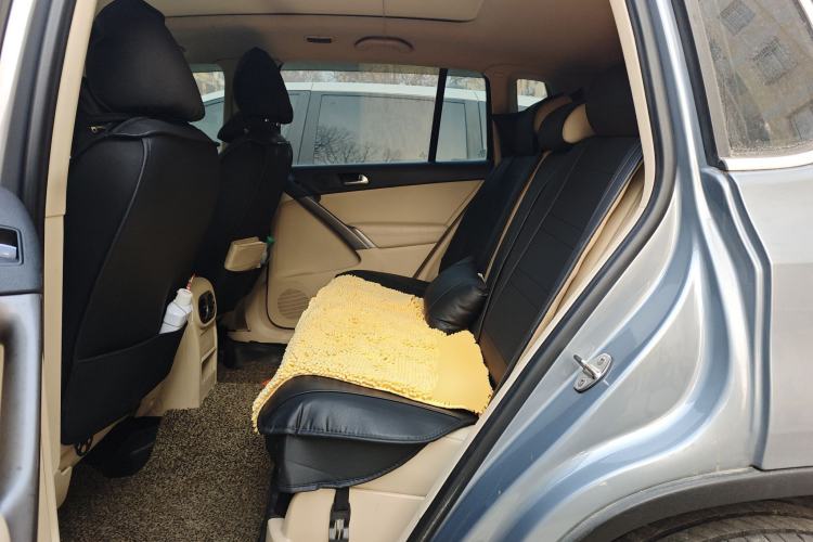 Used Volkswagen Tiguan 2012 1.8TSI Automatic Two-Wheel Drive Elite Edition Left Rear Seat