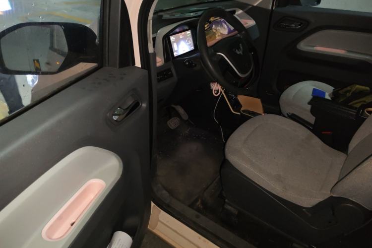 Used Wuling Hongguang MINIEV 2021 Macaron Premium Model – Lithium Iron Phosphate
