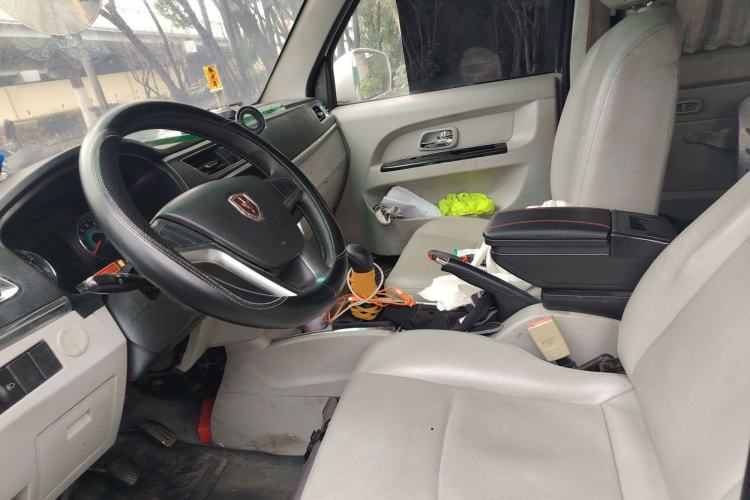 Used Jinbei New Hiace X30L 2018 1.5L Wealth Edition DLCG14 Left Front Seat