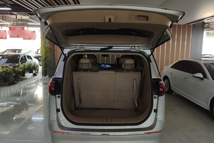 Used Buick GL8 2020 ES Land Cruiser 653T Luxury Edition