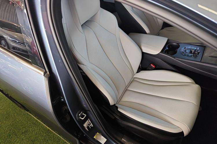 Used BYD Seal 06 New Energy 2024 DM-i 80KM Luxury Model
