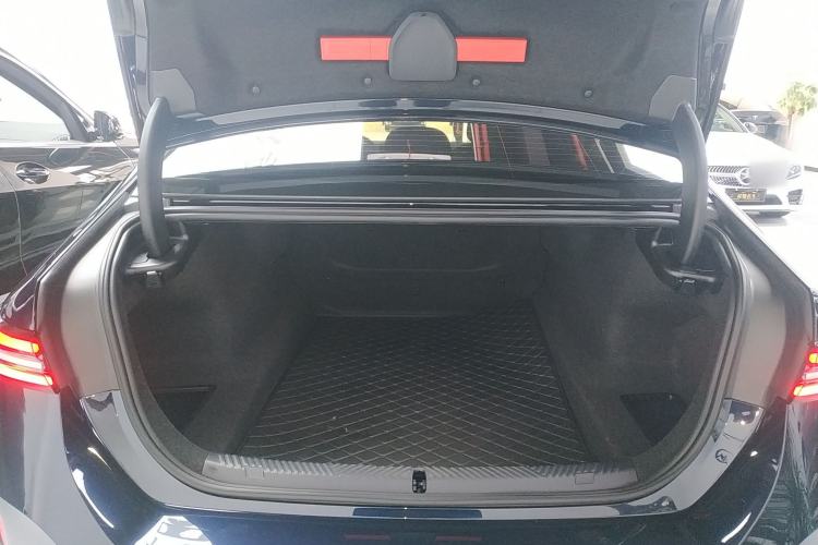 Used BMW 5 Series 2025 530Li Leading Model M Sport Package
