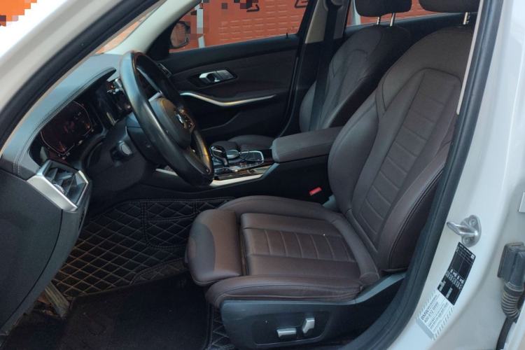 Used BMW 3 Series 2021 Second Facelift 320Li M Sport Package
