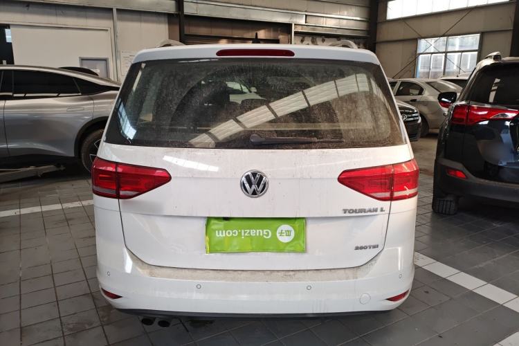 Used Volkswagen Touran 2016 Touran L 280TSI DSG Style Edition
