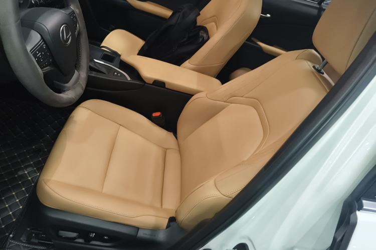 Used Lexus UX 2022 260h Explore-Edition Left Front Seat