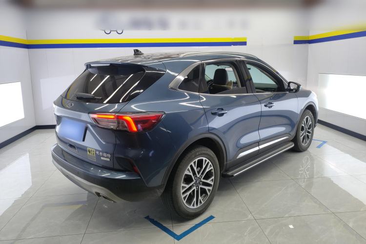 Used Ford Escape 2020 EcoBoost 245 Two-Wheel-Drive Titanium Edition