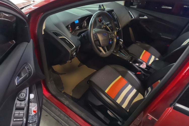 Used Ford Focus 2017 Sedan 1.6L Automatic Fashion Edition Smart Drive Version Driver Seat