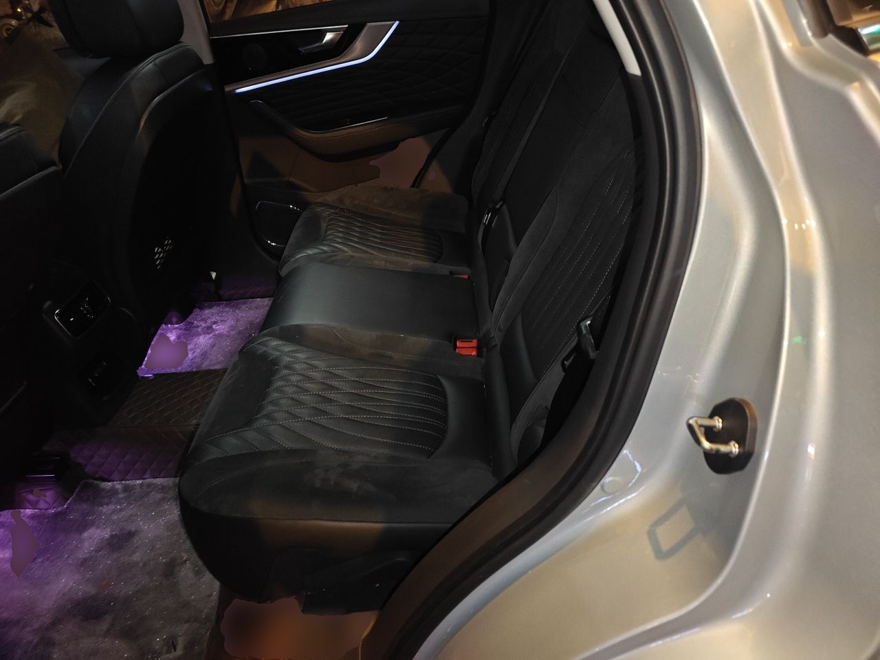 Hongqi HS5 2022 Revised Version 2.0T Smart Connect Flagship Edition — снимка 17