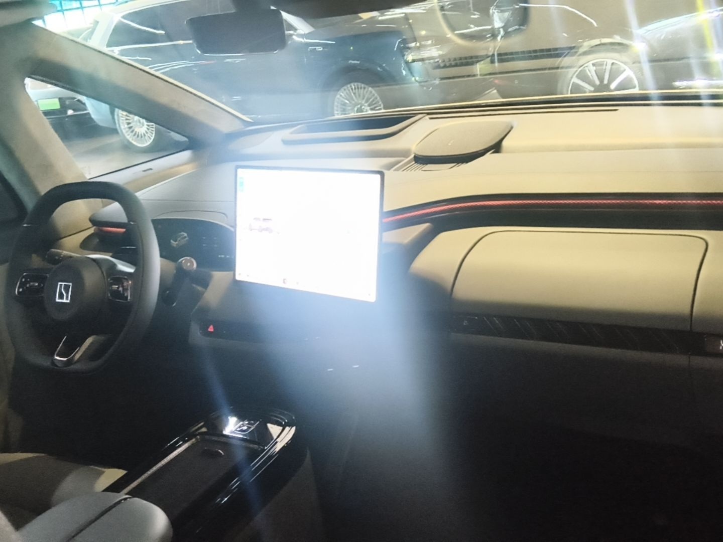 Zeekr MIX 2025 Intelligent Driving Version — снимка 12