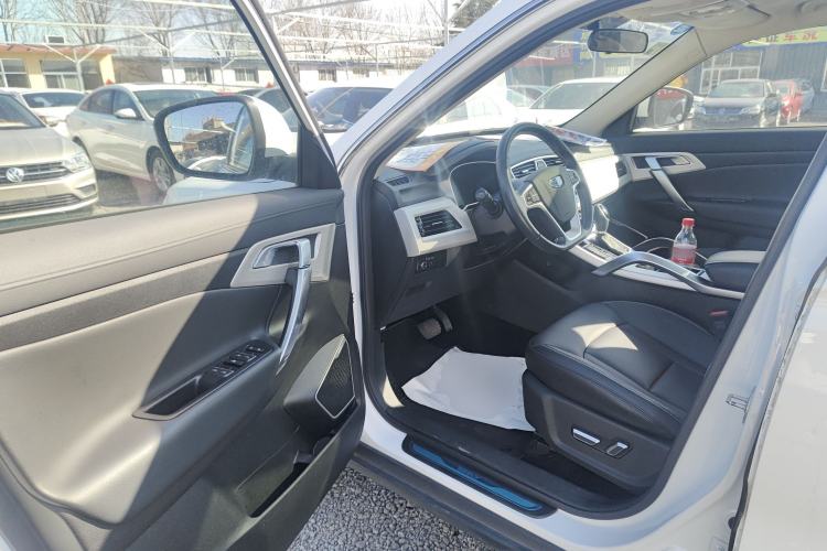 Used Geely Auto Emgrand X7 Sport 2018 1.8TD Automatic Two-Wheel Drive Smart Connect 4G Internet Edition