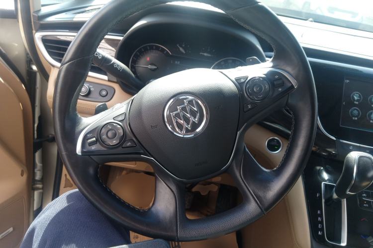 Used Buick GL8 2018 ES 28T Flagship Model China VI Standard