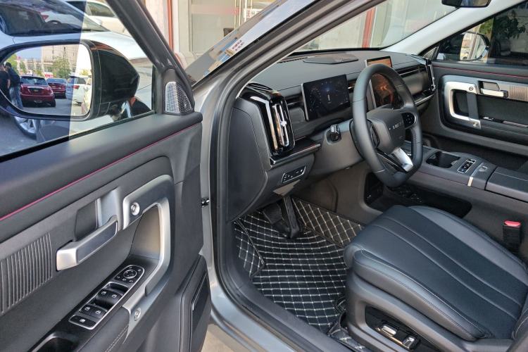 Used Chery Tiggo 7 C-DM 2025 1.5T 120KM Luxury Trim Driver Seat