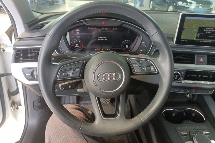 Used Audi A4L 2019 40 TFSI Fashion Version China V
