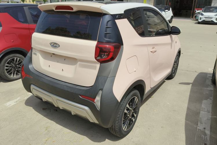 Used Chery QQ Little Ant 2022 Revised Version Sweet Pink Edition Half-Sugar Version Lithium Iron Phosphate 30.7 kWh 30 kW 301 km Rear Right 45 Deg