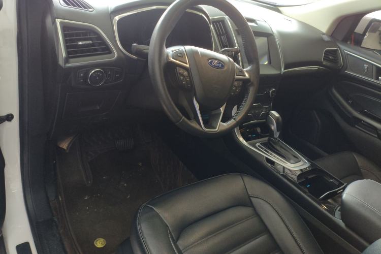 Used Ford Edge 2018 EcoBoost 245 Two-Wheel-Drive Titanium 7-Seater China VI Standard
