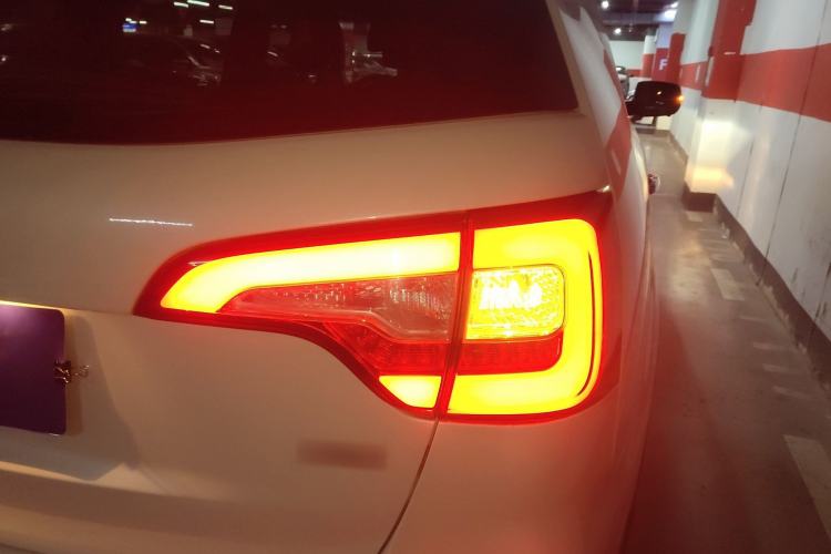 Used Kia Sorento 2013 2.2T 5-Seater Diesel Supreme Edition
