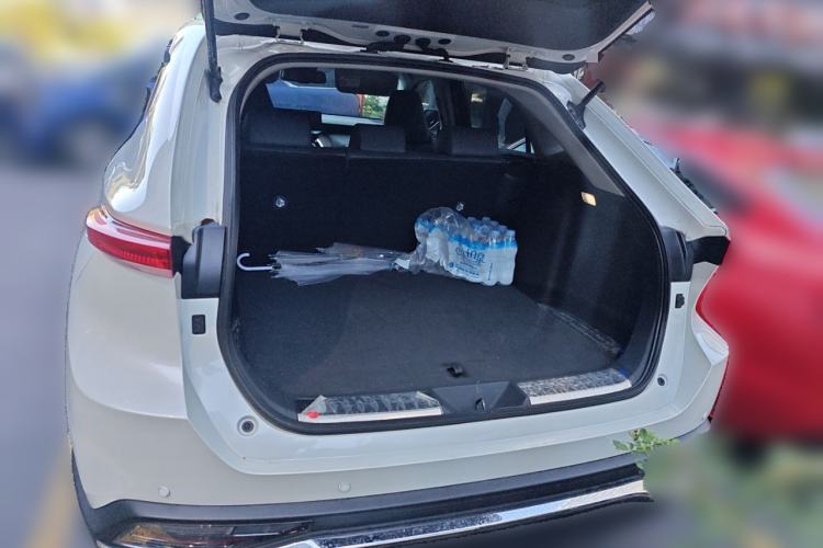 Used Toyota Harrier 2023 Dual-Engine 2.5L CVT Two-Wheel Drive Luxury Edition