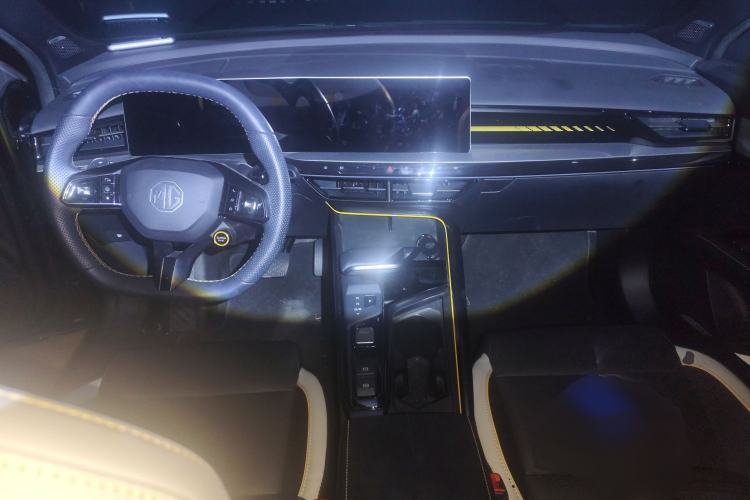 Used MG 5 Scorpio 2022 1.5T Trophy Sport Luxurious Edition Interior 2