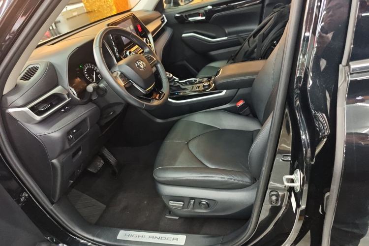 Used Toyota Highlander 2022 380T 4x4 Luxury Edition 7 Seats