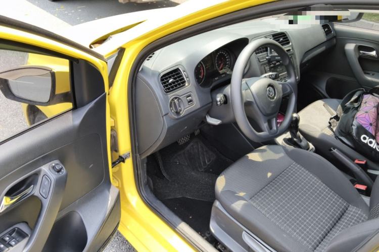 Used Volkswagen Polo 2014 1.6L Automatic Comfort Edition Driver Seat