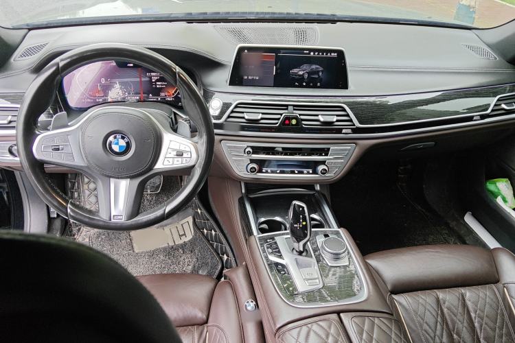 Used BMW 7 Series 2019 Restyled 740Li Leading Edition M Sport Package Center Console
