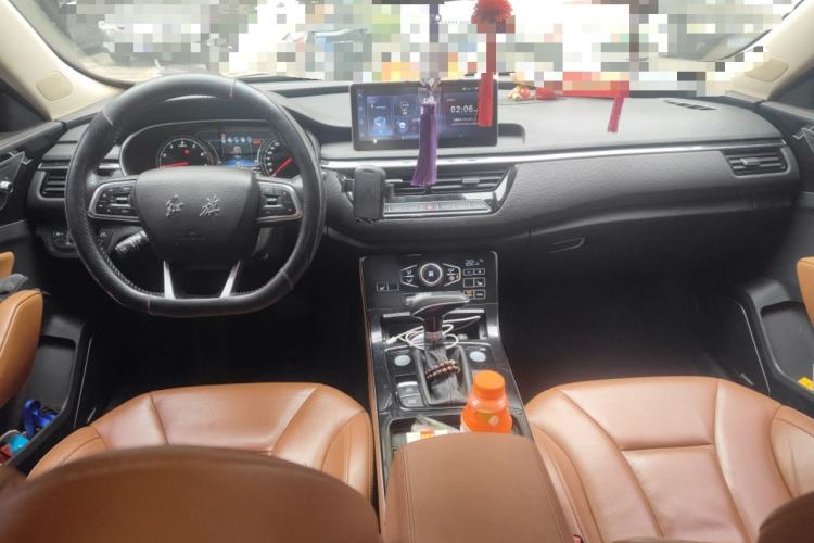 Used Hongqi H5 2018 30TD Smart Connect Dynamic Edition
