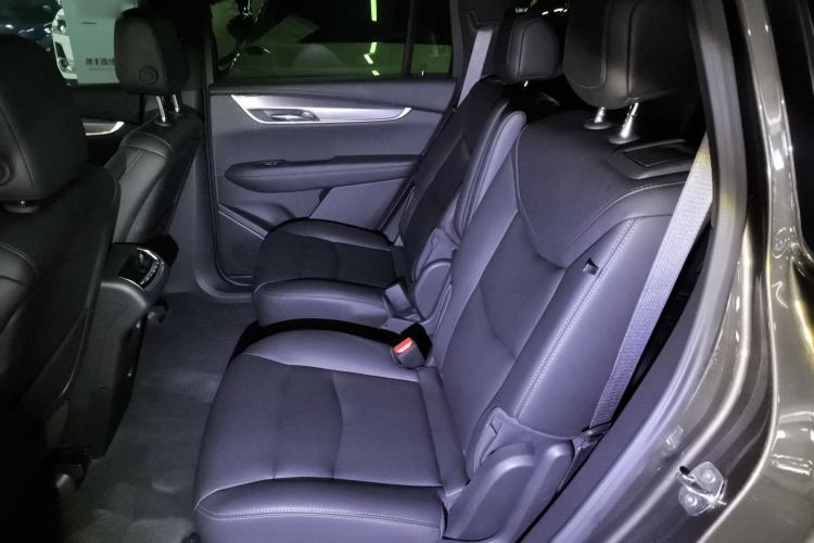 Used Cadillac XT6 2022 2.0T Six-Seater Four-Wheel-Drive Luxury Version