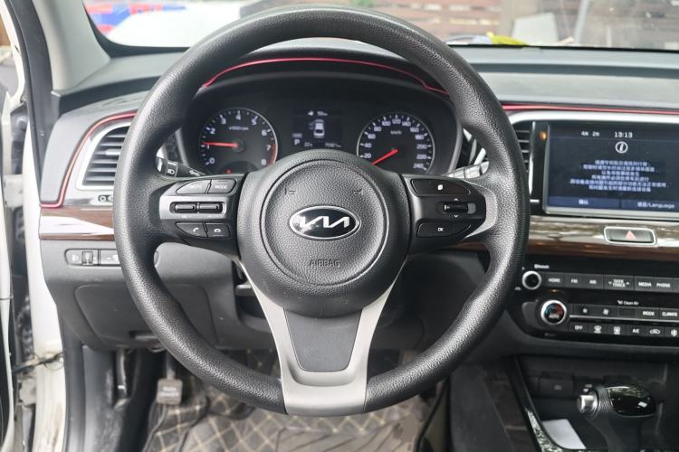 Used Kia K3 (Kai Shen) 2019 1.8L Automatic GLS Steering Wheel