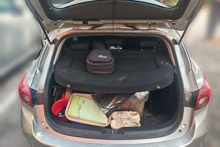 Used Mazda 3 Axela 2016 Hatchback 1.5L Automatic Comfort Model
