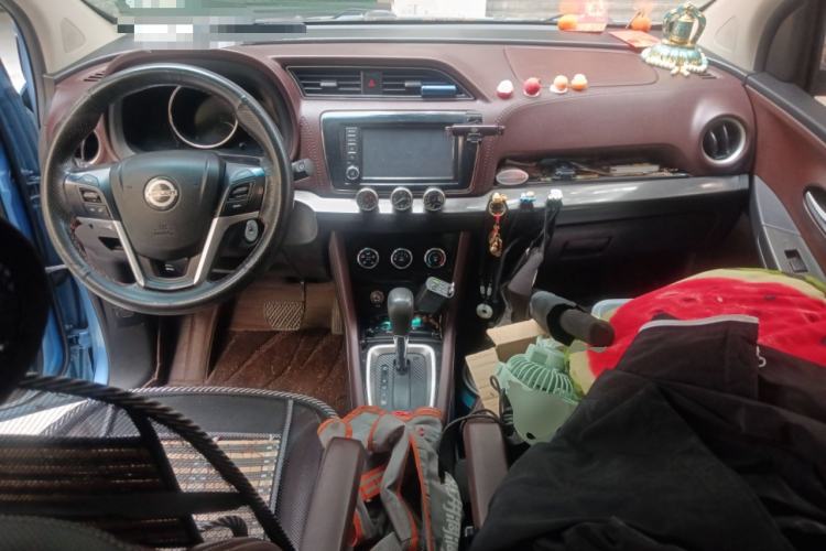 Used Venucia M50V 2017 1.6L XL CVT Luxury Edition
