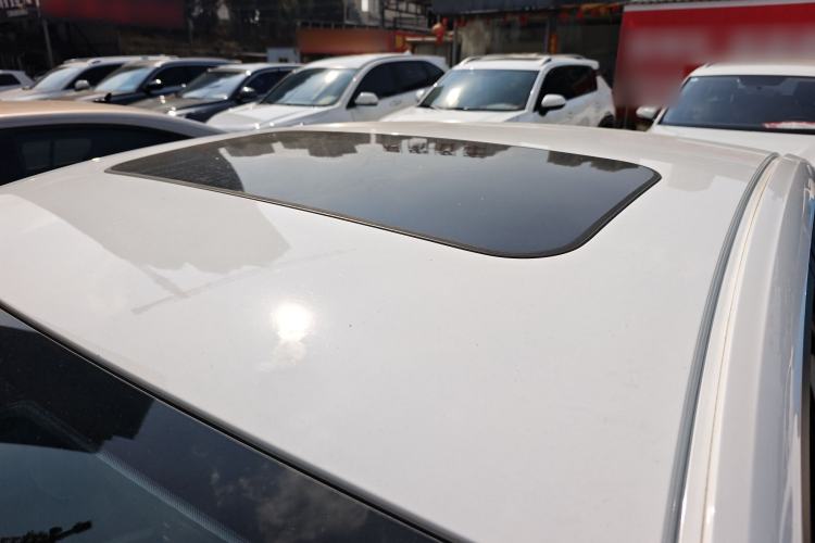 Used Geely Auto Emgrand 2022 4th Generation 1.5L CVT Flagship Model Roof