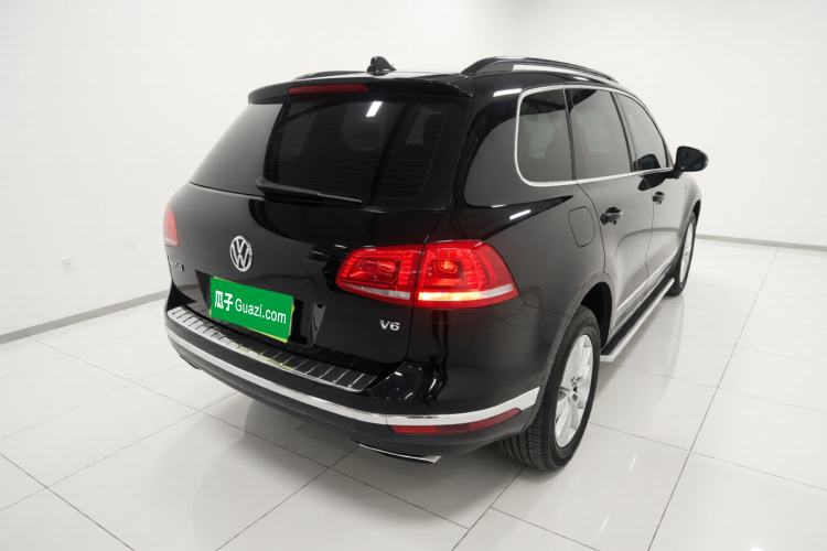 Used Volkswagen Touareg 2017 3.0 TSI Touareg Model Rear Right 45 Deg